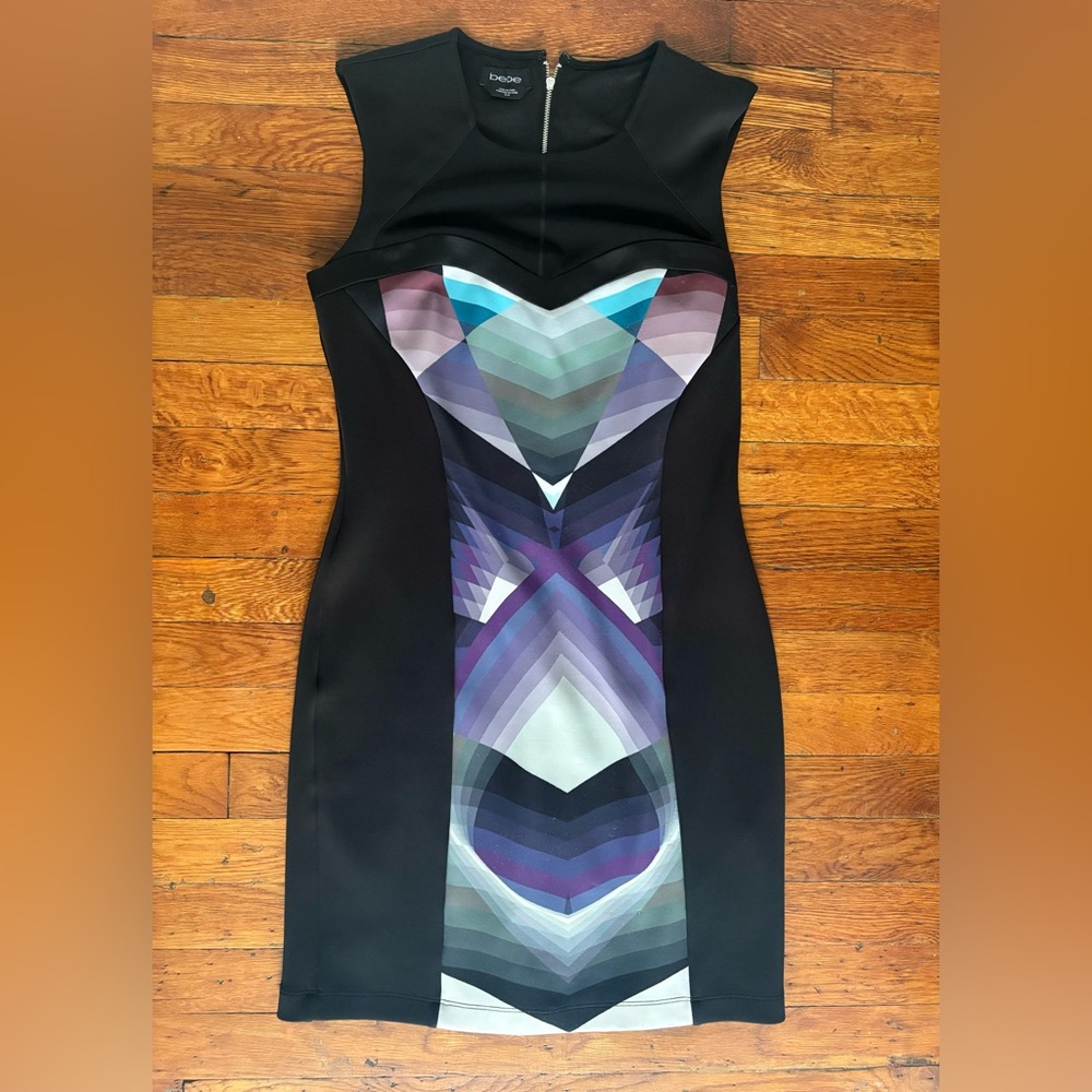 bebe women's Dress with Multicolor Geometric Design Medium wedding graduation